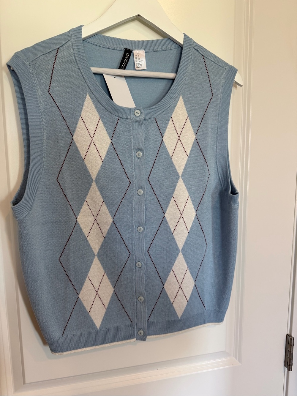 NWT H&M Sleeveless Argyle Button-Front Sweater Vest - Light Blue